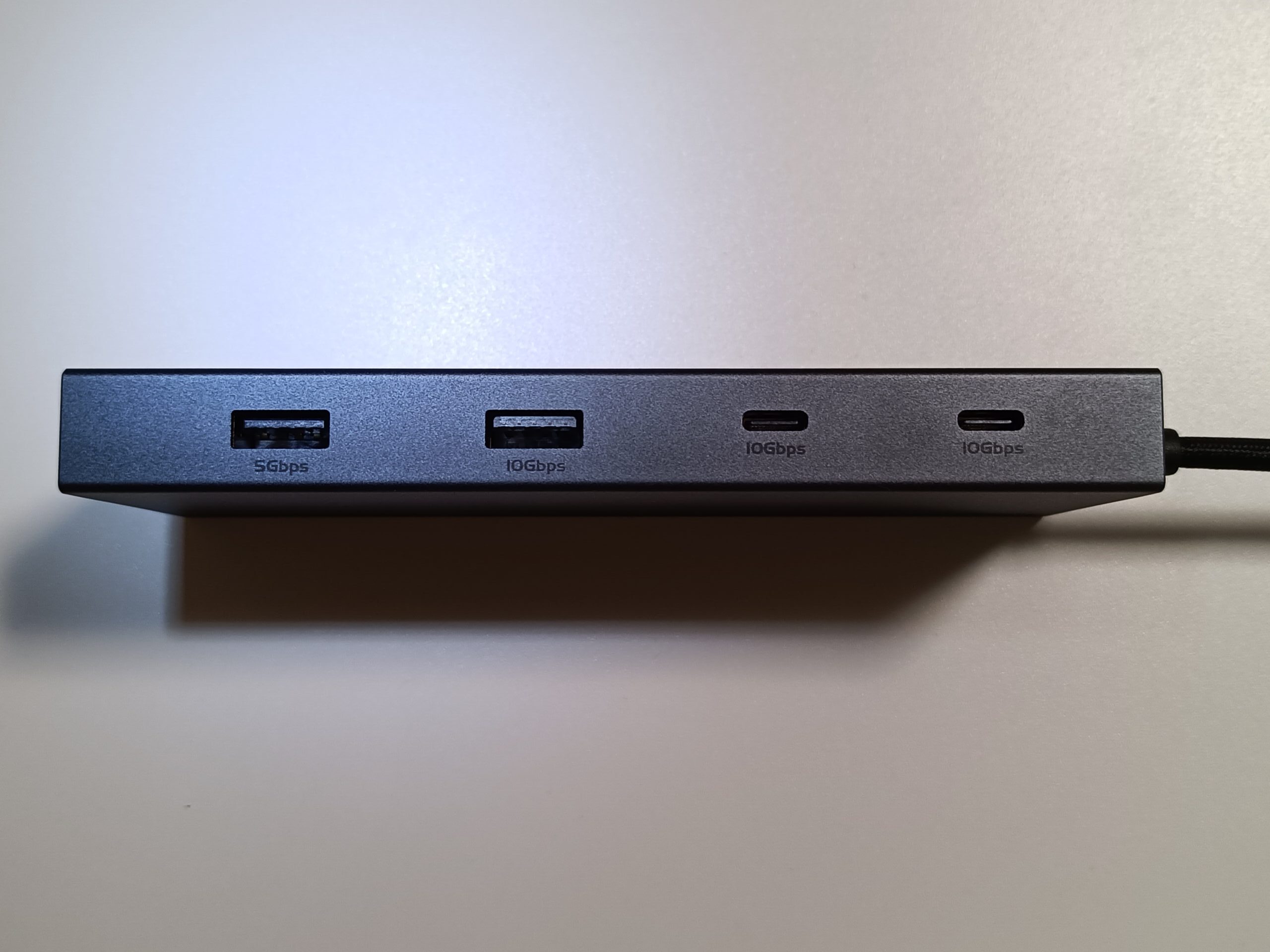 UGREEN Revodok Pro 9-in-1 USB-Cハブ 右側面